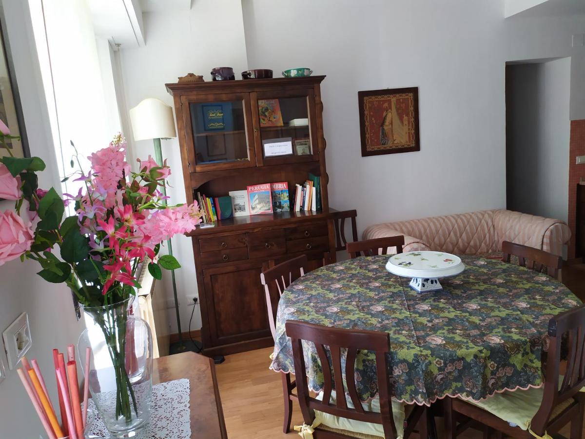 Hotel Casa Di Debora Perugia Exterior foto