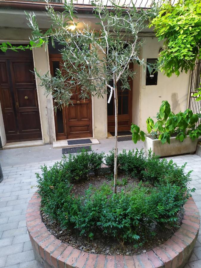 Hotel Casa Di Debora Perugia Exterior foto